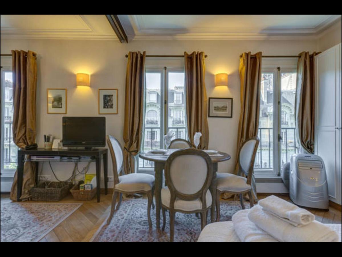 Apartment Chablis Paris